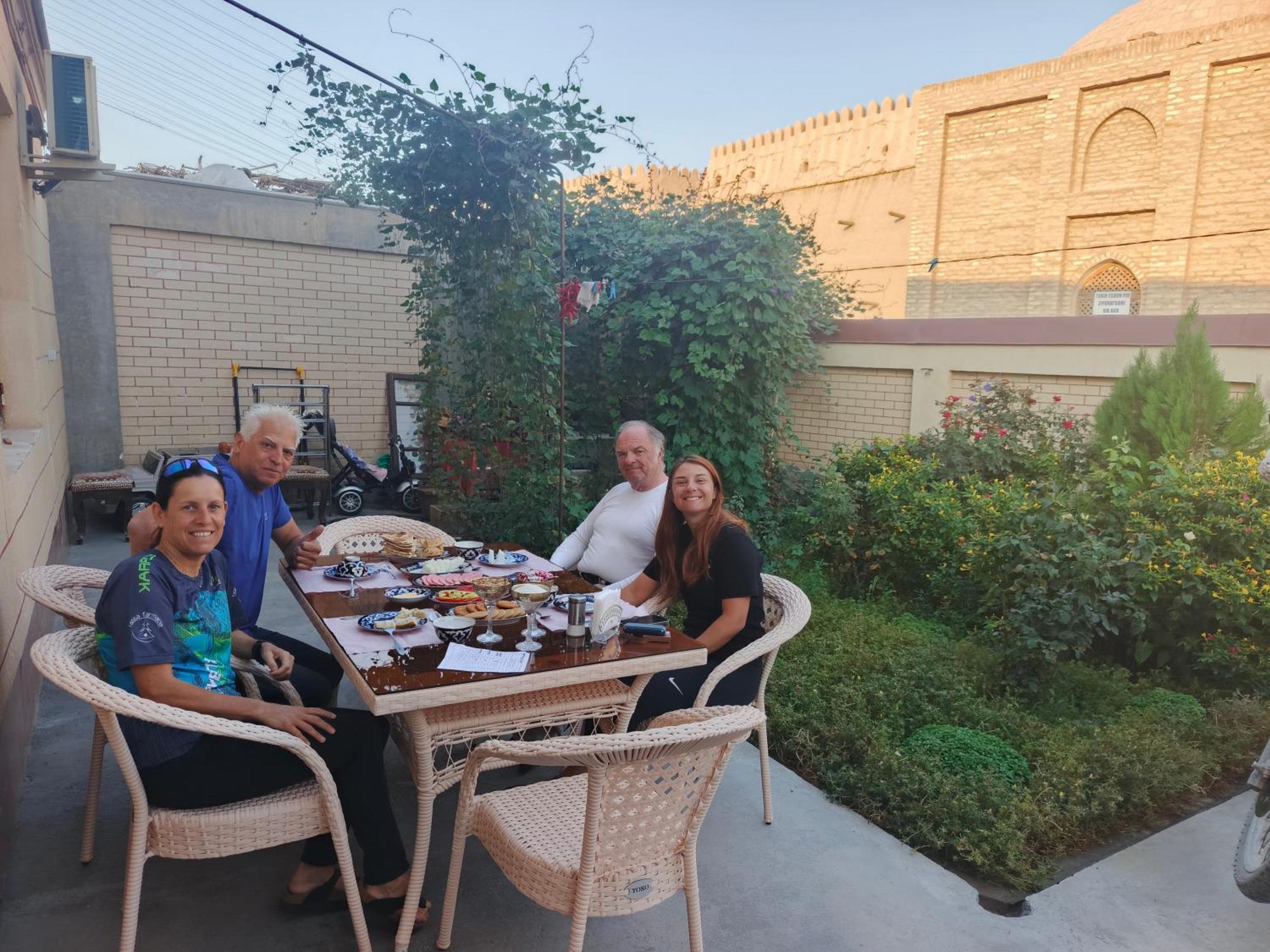 Shodlik Guest House Khiva ภายนอก รูปภาพ