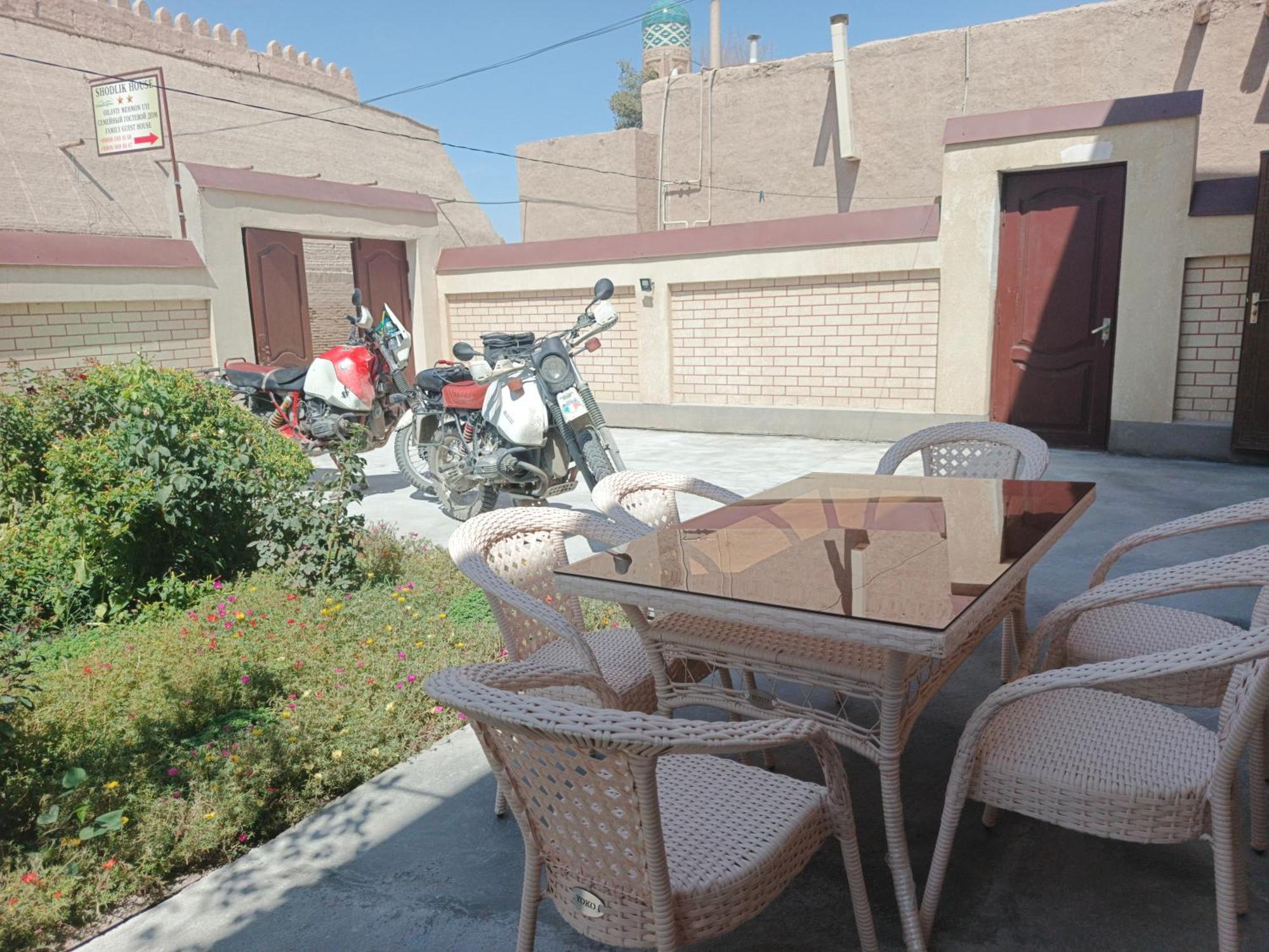 Shodlik Guest House Khiva ภายนอก รูปภาพ